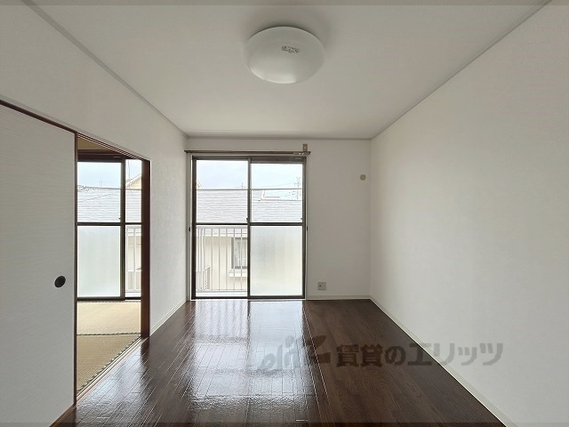 居室・リビング　洋室