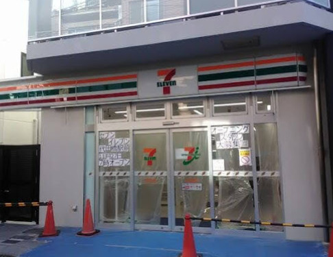 コンビニ　セブンイレブン 世田谷代田橋駅前店（コンビニ）まで337m