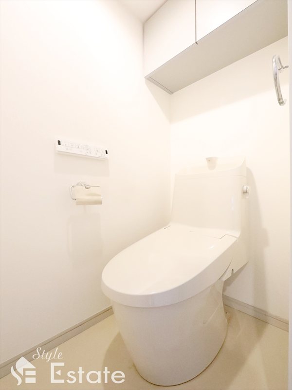 トイレ　同仕様内装