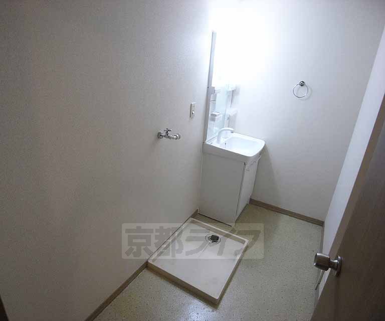 洗面設備　脱衣洗面所です。