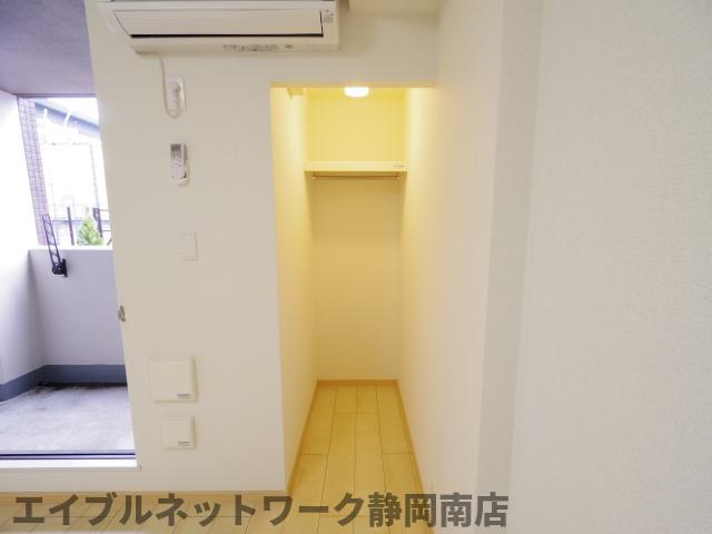 収納　大きなスペースがあり、収納には困りません