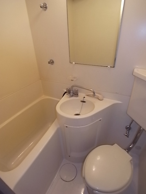 バス・シャワールーム　バスルーム