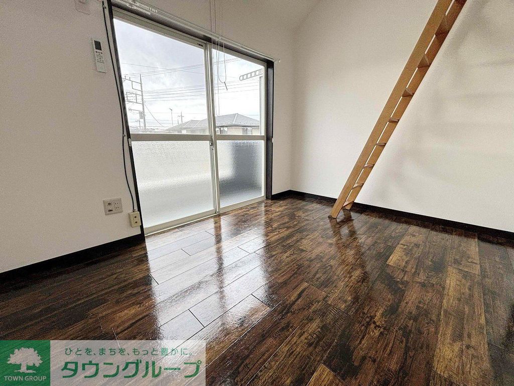 居室・リビング　庭