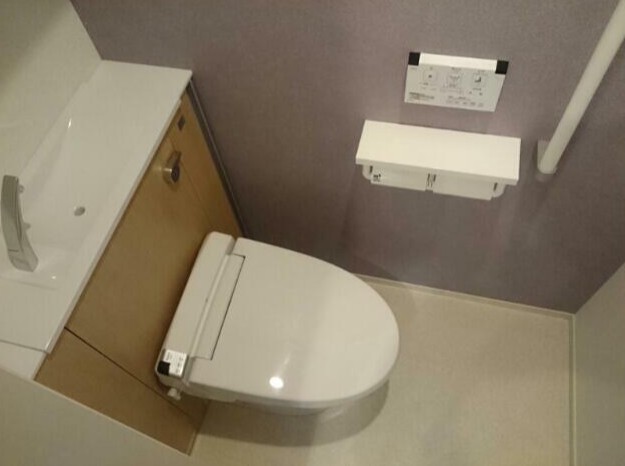 トイレ　ウォシュレット付
