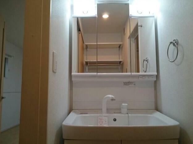 洗面設備　シャンプードレッサー