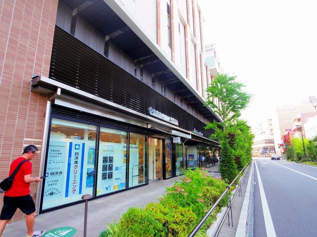 ショッピングセンター　Grand　Emio大泉学園（ショッピングセンター）まで330m