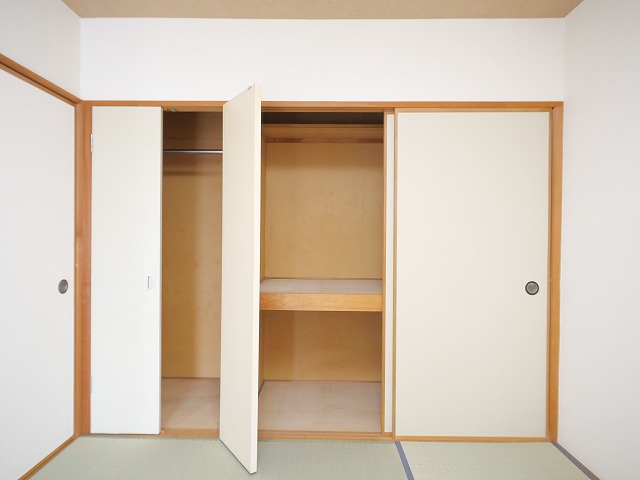 収納　壁一面の大型クローゼットです！