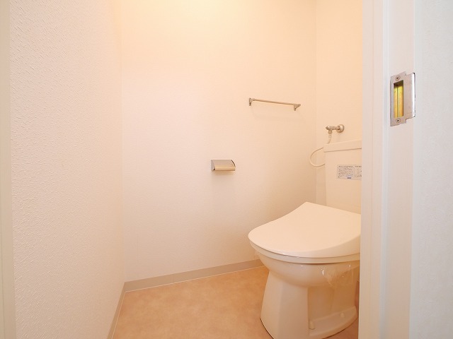 トイレ　ウォシュレット設置済みです！