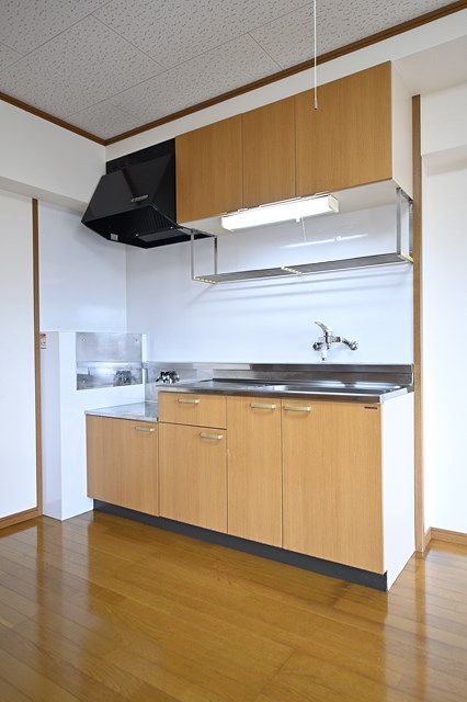 キッチン　広々としたキッチンです。