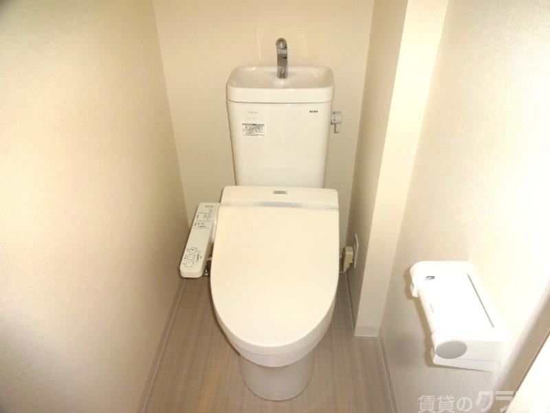 その他　冬場の強い味方！温水洗浄便座です。