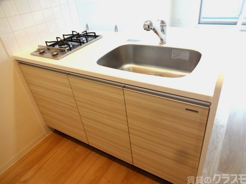 キッチン　調理も捗りそうなキッチンですね。