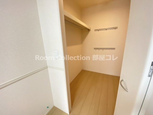 収納　※同物件他部屋写真