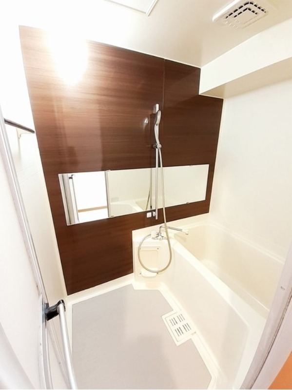 バス・シャワールーム　図面と現状に相違がある場合には現状を優先