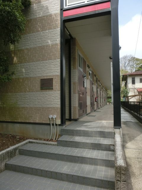 エントランス　お部屋へはこちらから