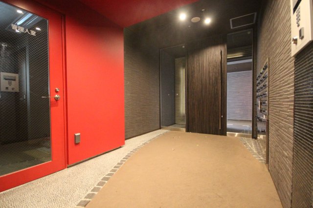 ロビー　弊社は都内全域の物件をご紹介可能です！