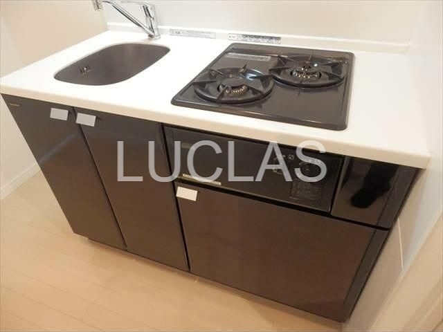 キッチン　コンパクトながらも2口コンロ♪