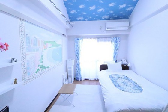 居室・リビング　※別号室の写真です