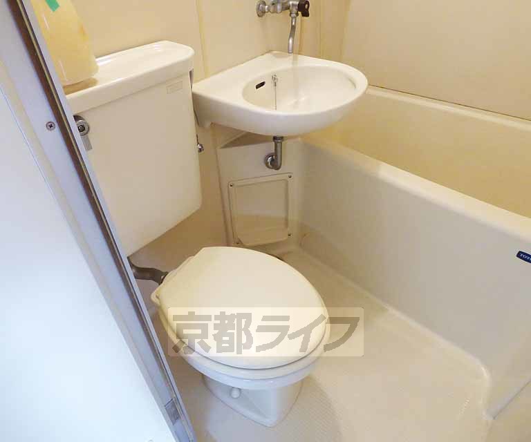 トイレ　西京極駅近物件