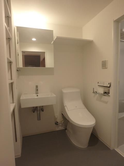 トイレ　Ｌａ　Ｄｏｕｃｅｕｒ文京大塚EAST　文京区大塚4