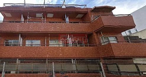 エントランス　外観