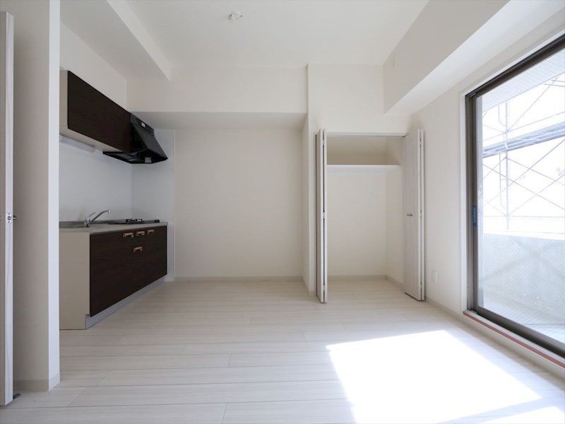 その他部屋・スペース　洋室12.2帖　クローゼット付（収納充実してます）