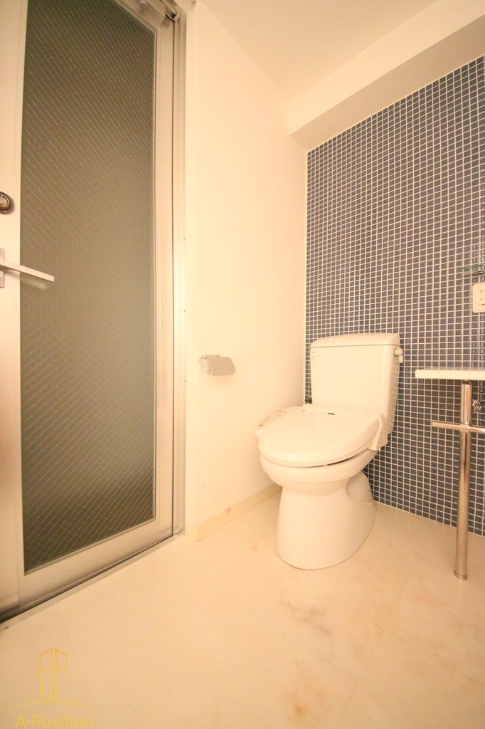 トイレ　ルクレ堺筋本町レジデンス