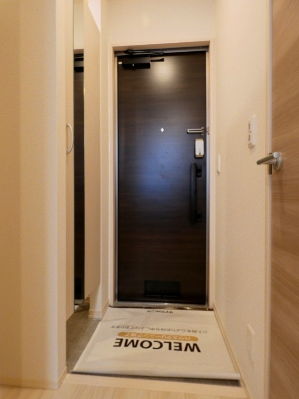 玄関　図面と現状に相違がある場合には現状を優先