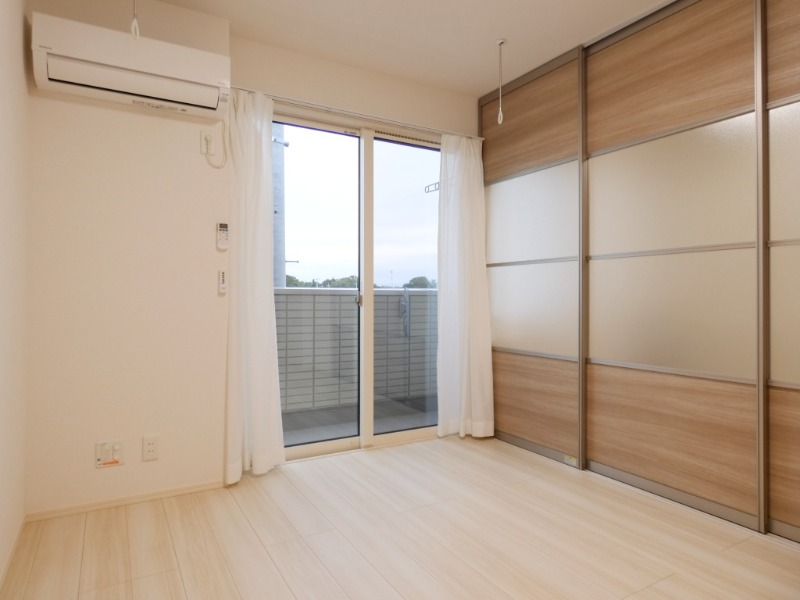 居室・リビング　図面と現状に相違がある場合には現状を優先