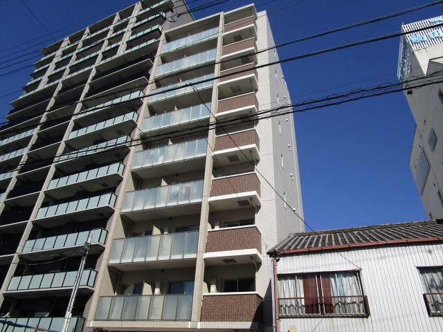 建物外観　ルクール金山