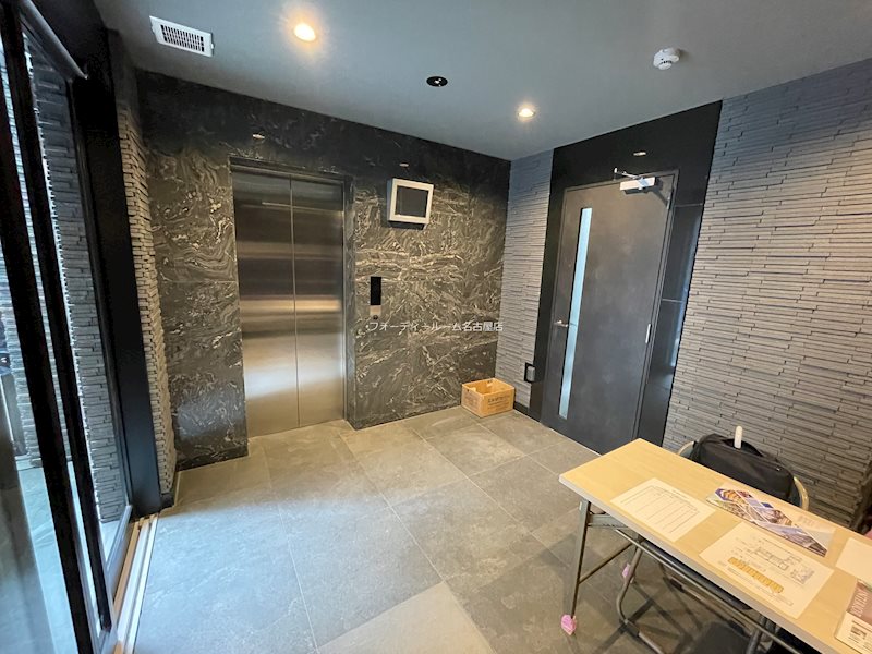 エントランス　★見学予約受付中★