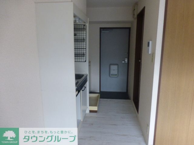 玄関　★お部屋探しは株式会社タウンハウジング東京まで★