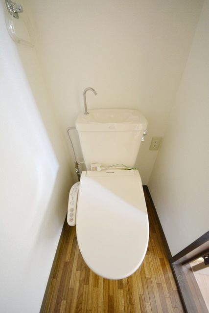 トイレ　★温水洗浄便座★