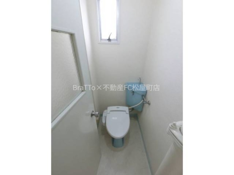 トイレ　トイレ（ウォシュレット付き）