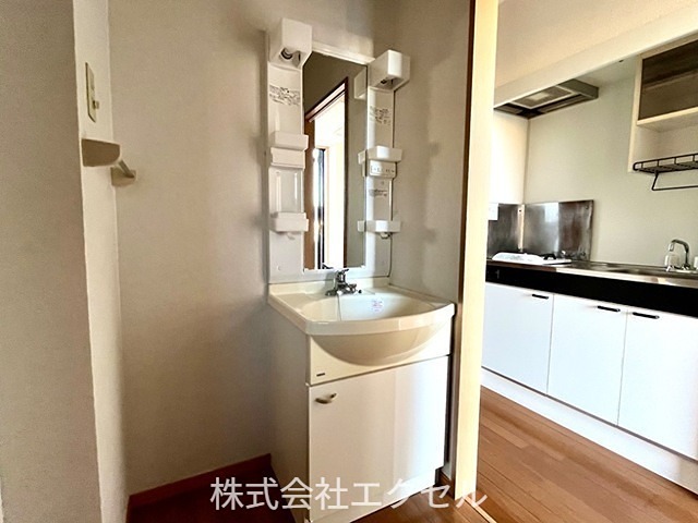 洗面設備　独立洗面台です。