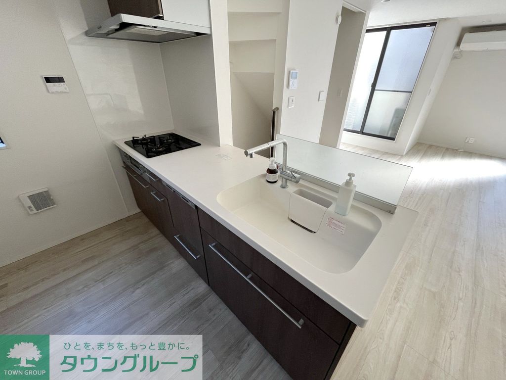 キッチン　バルコニー