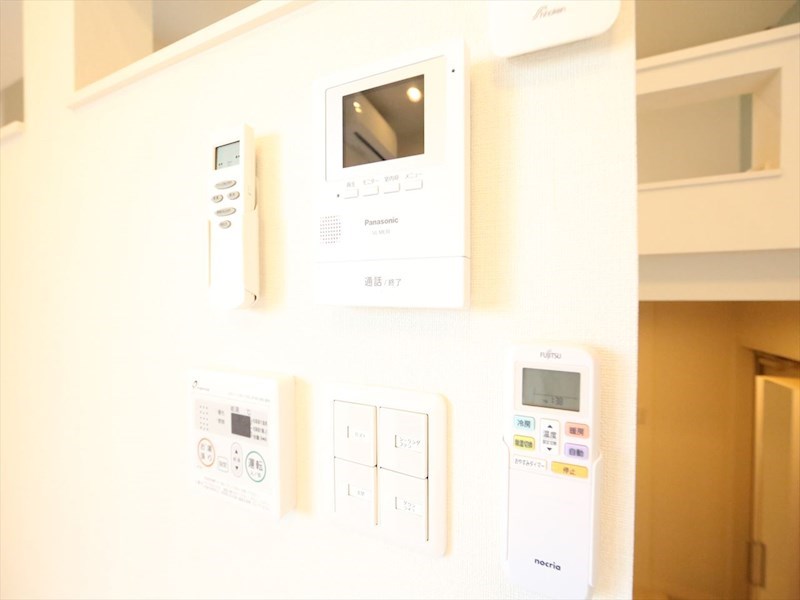 セキュリティ　ＴＶモニター付インターホン　同仕様写真