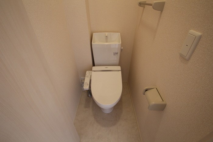 トイレ　温水洗浄暖房便座♪