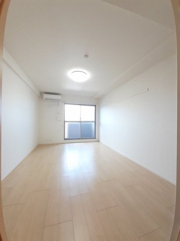 居室・リビング　ゆったりとした居間です