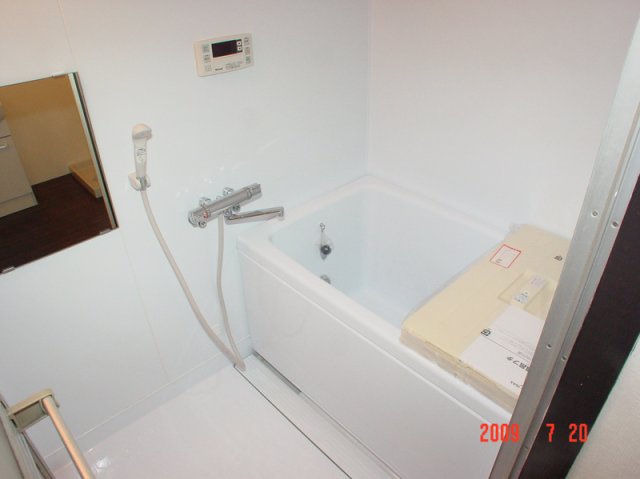 バス・シャワールーム　バス