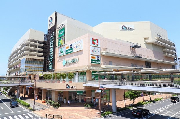 ショッピングセンター　あまがさきキューズモール（ショッピングセンター）まで477m