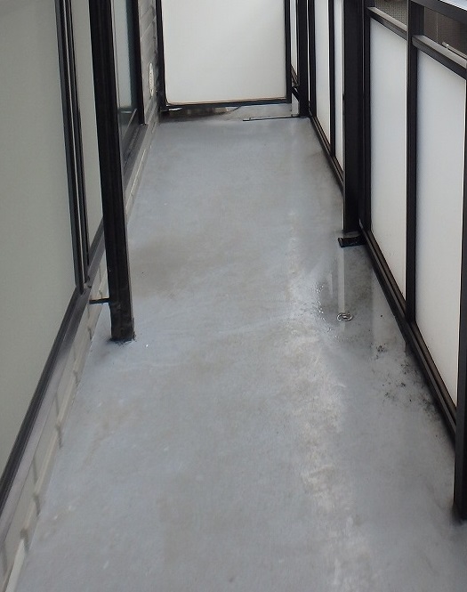 バルコニー　バルコニー