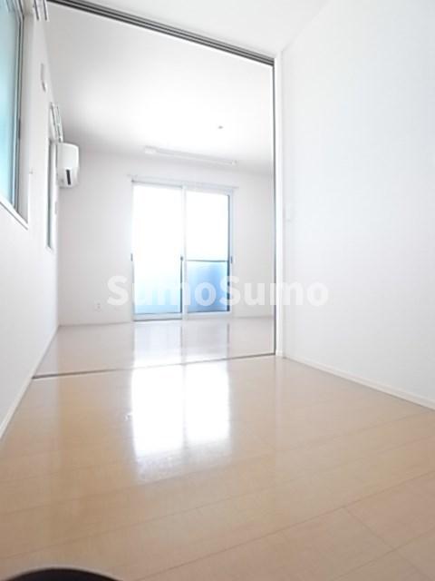 その他部屋・スペース　使い勝手のいい寝室です