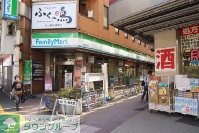 コンビニ　ファミリーマート浦安駅前店（コンビニ）まで270m