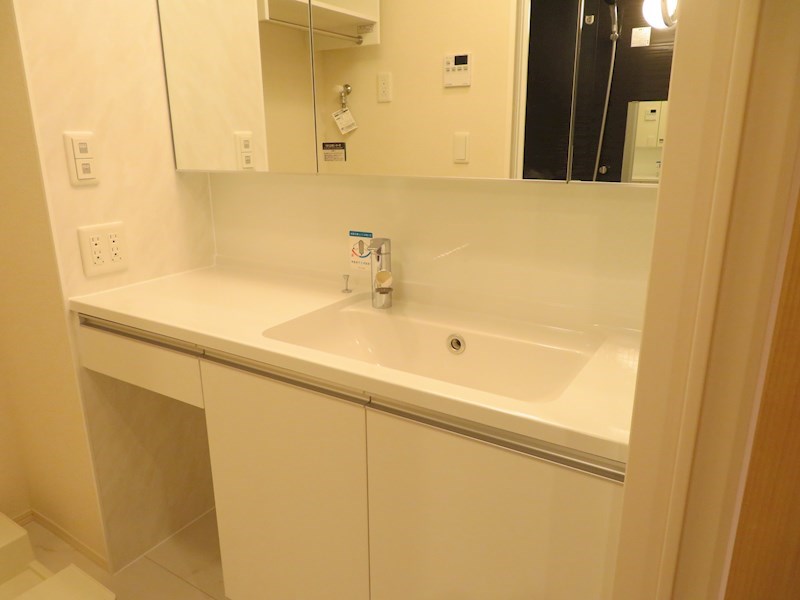 洗面設備　同物件別部屋