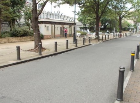 公園　池袋駅前公園（公園）まで574m