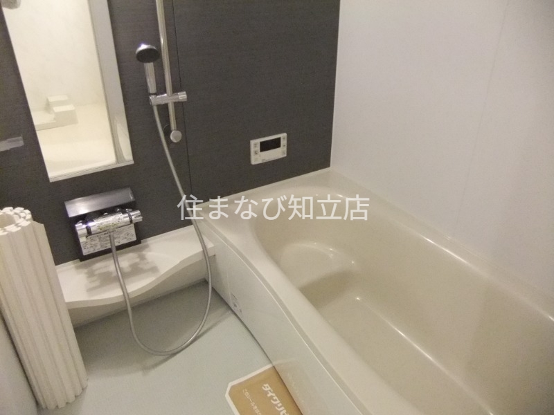 バス・シャワールーム　同型別部屋写真