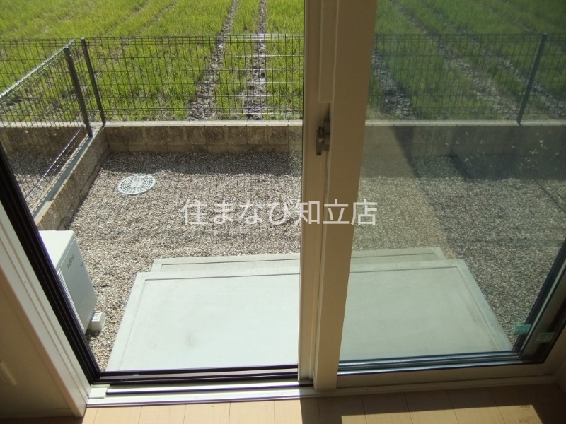 バルコニー　同型別部屋写真