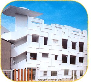 幼稚園・保育園　ひまわり保育園（幼稚園・保育園）まで279m