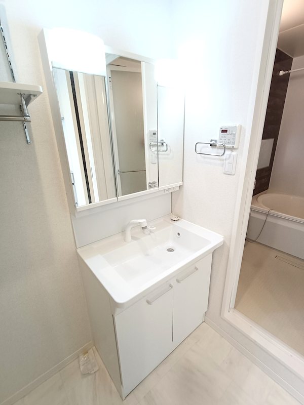 洗面設備　※同タイプ別居室のお写真です。