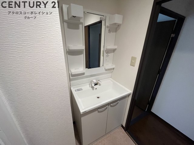 洗面設備　洗髪洗面化粧台付き♪